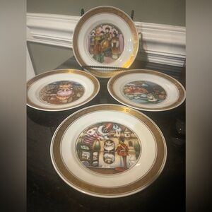 Vintage plates